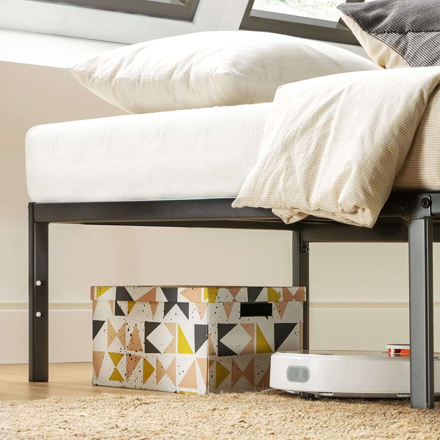 Sturdy Metal Platform Bed with Heavy - Duty Steel Slats