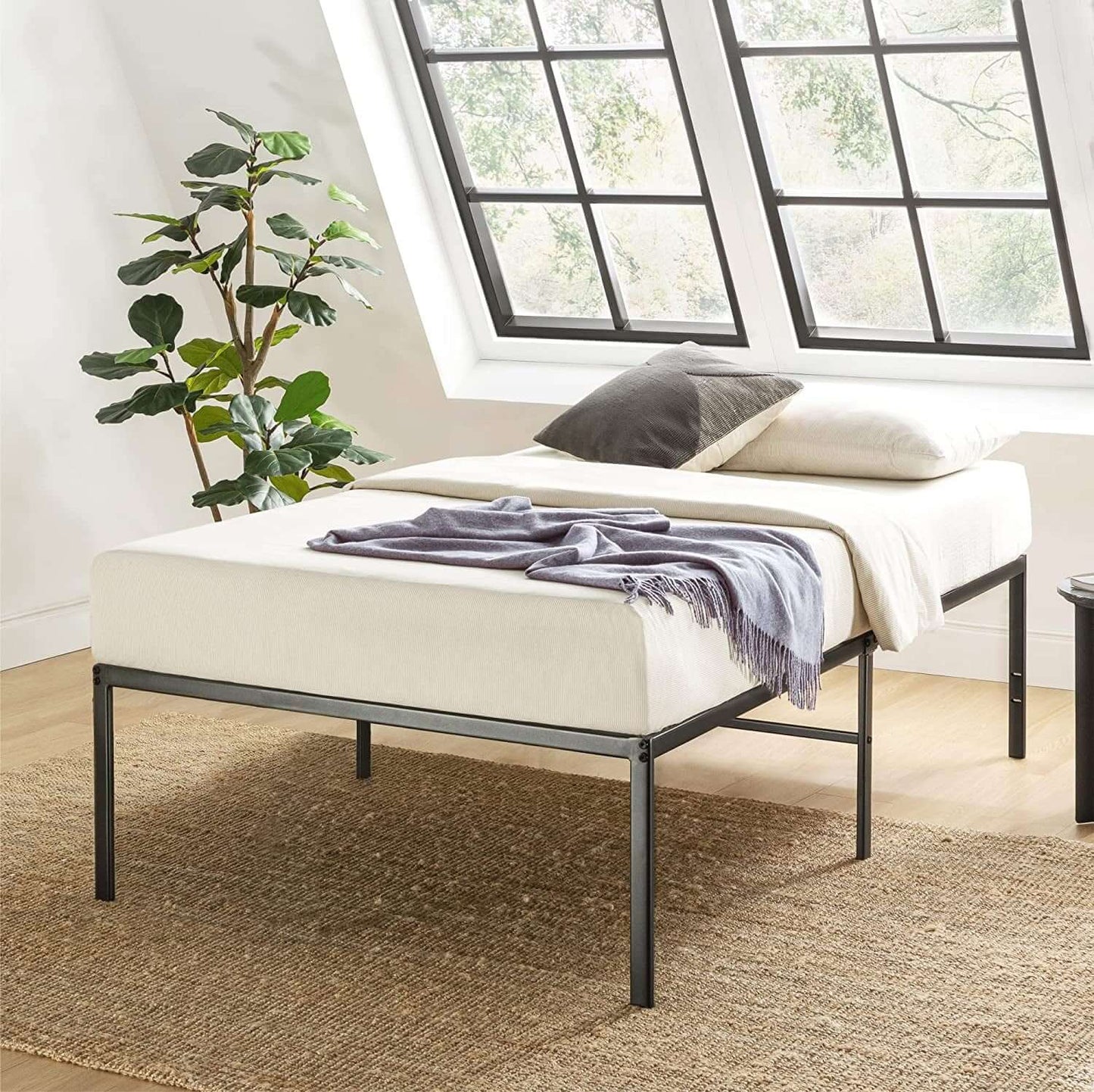 Sturdy Metal Platform Bed with Heavy - Duty Steel Slats