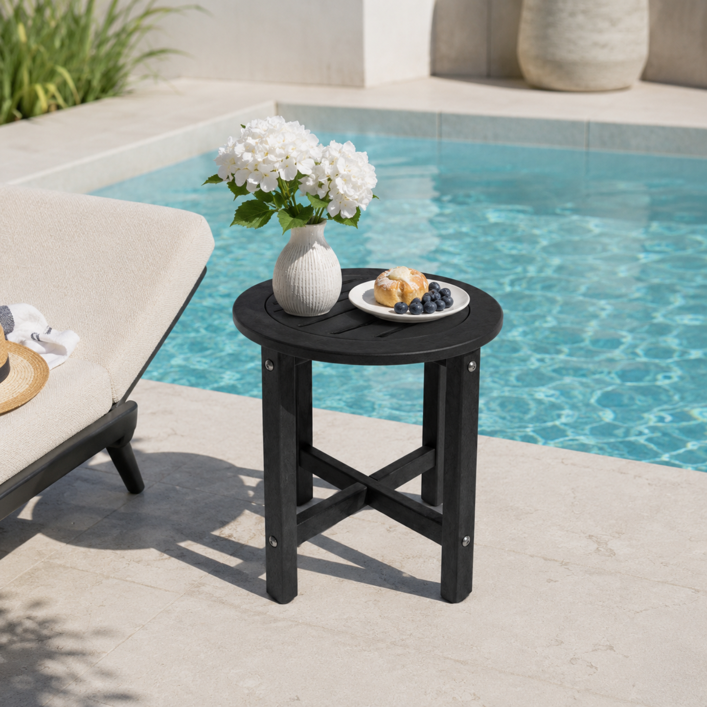 Verde Luxe HDPE All Weather Round Outdoor Side Table