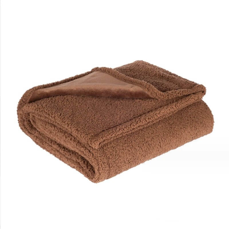 Luxurious Shaggy Throw Blanket (Waterproof)