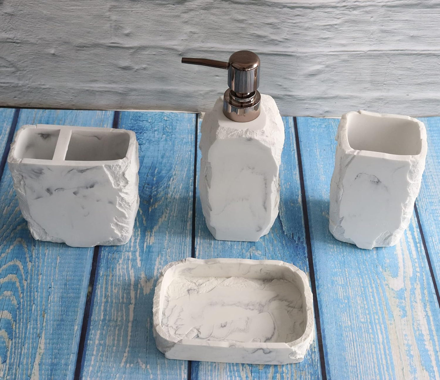 Farmhouse Bathroom Accessories Set (4-Piece)