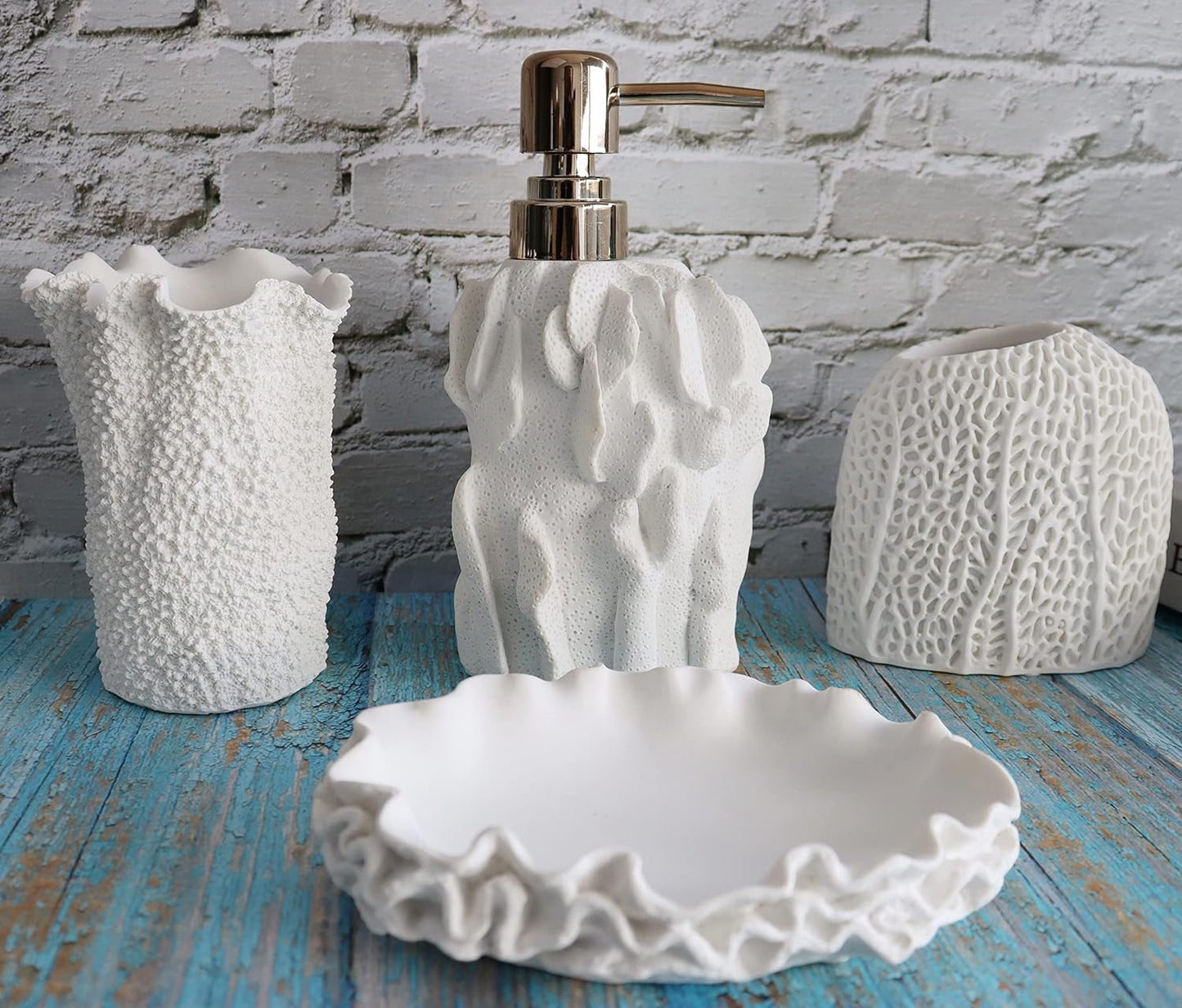 Farmhouse Bathroom Accessories Set (4-Piece)