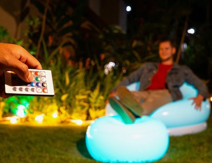 RGBW LED Inflatable Sofa with Color-Changing Lights