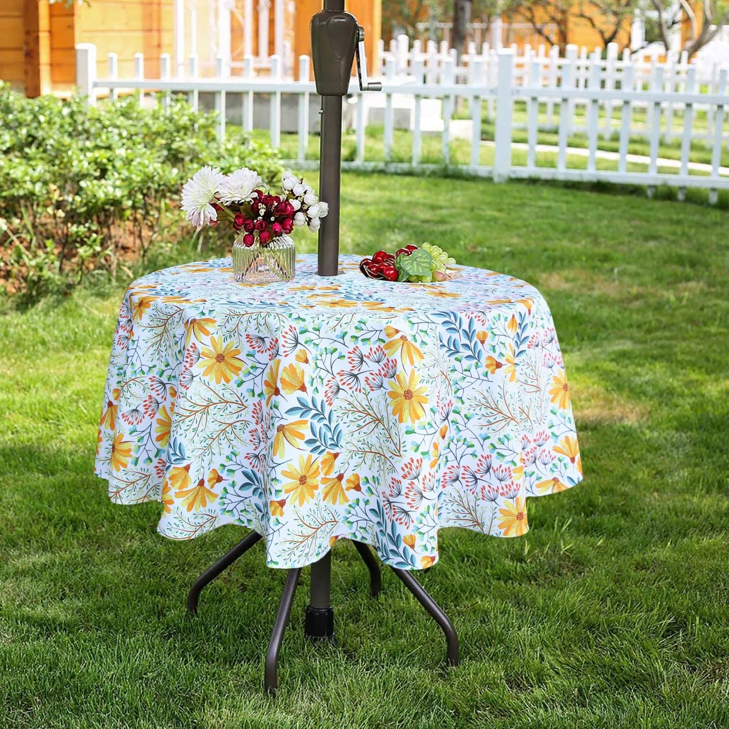 Waterproof Zippered Tablecloth with Umbrella Hole