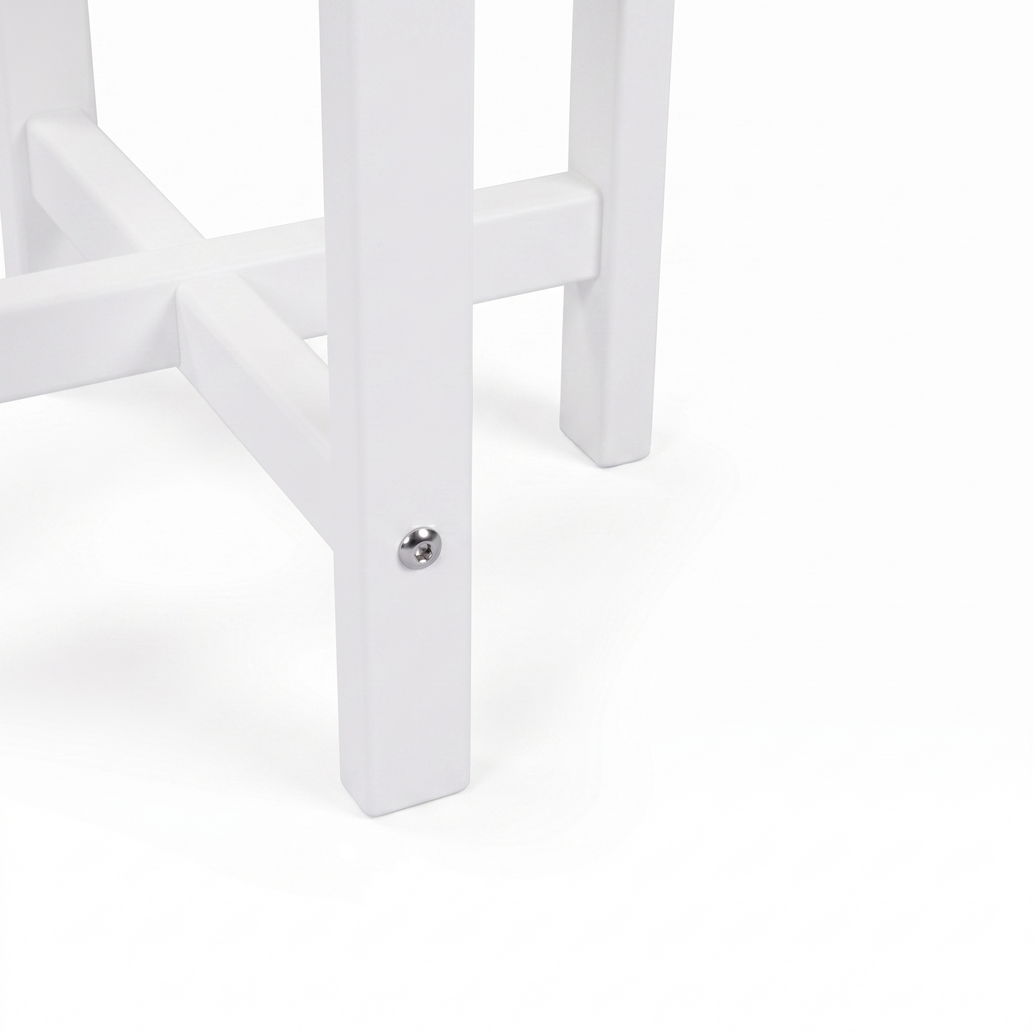 Verde Luxe HDPE All Weather Round Outdoor Side Table