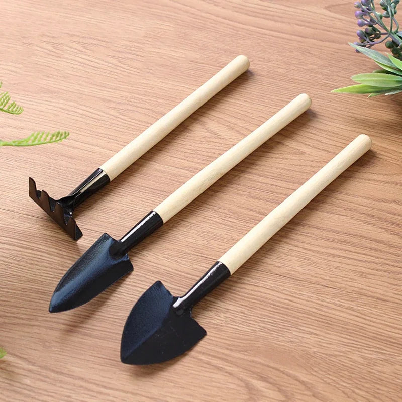 Natural Wood Gardening Tools