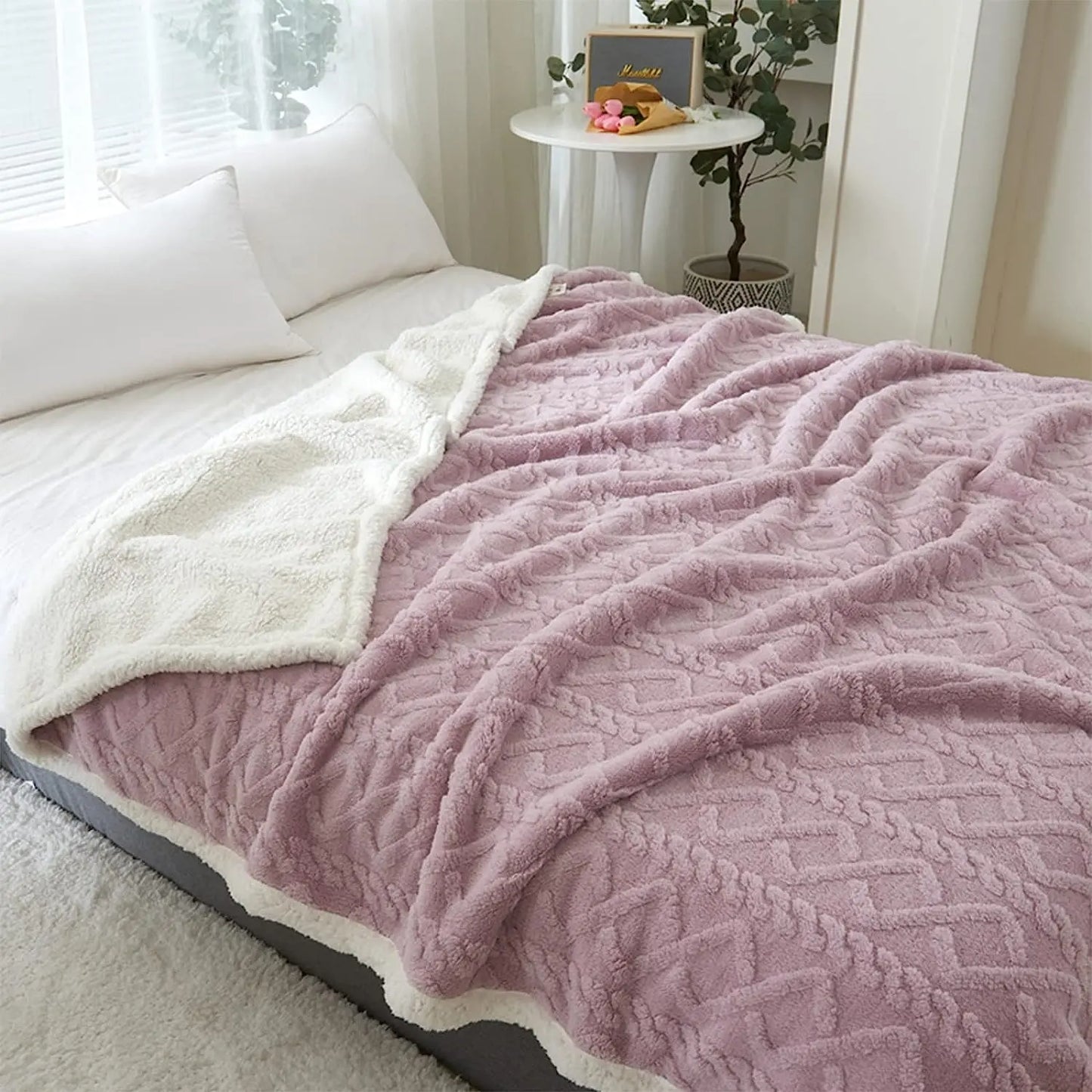 Patterned Cozy Blankets