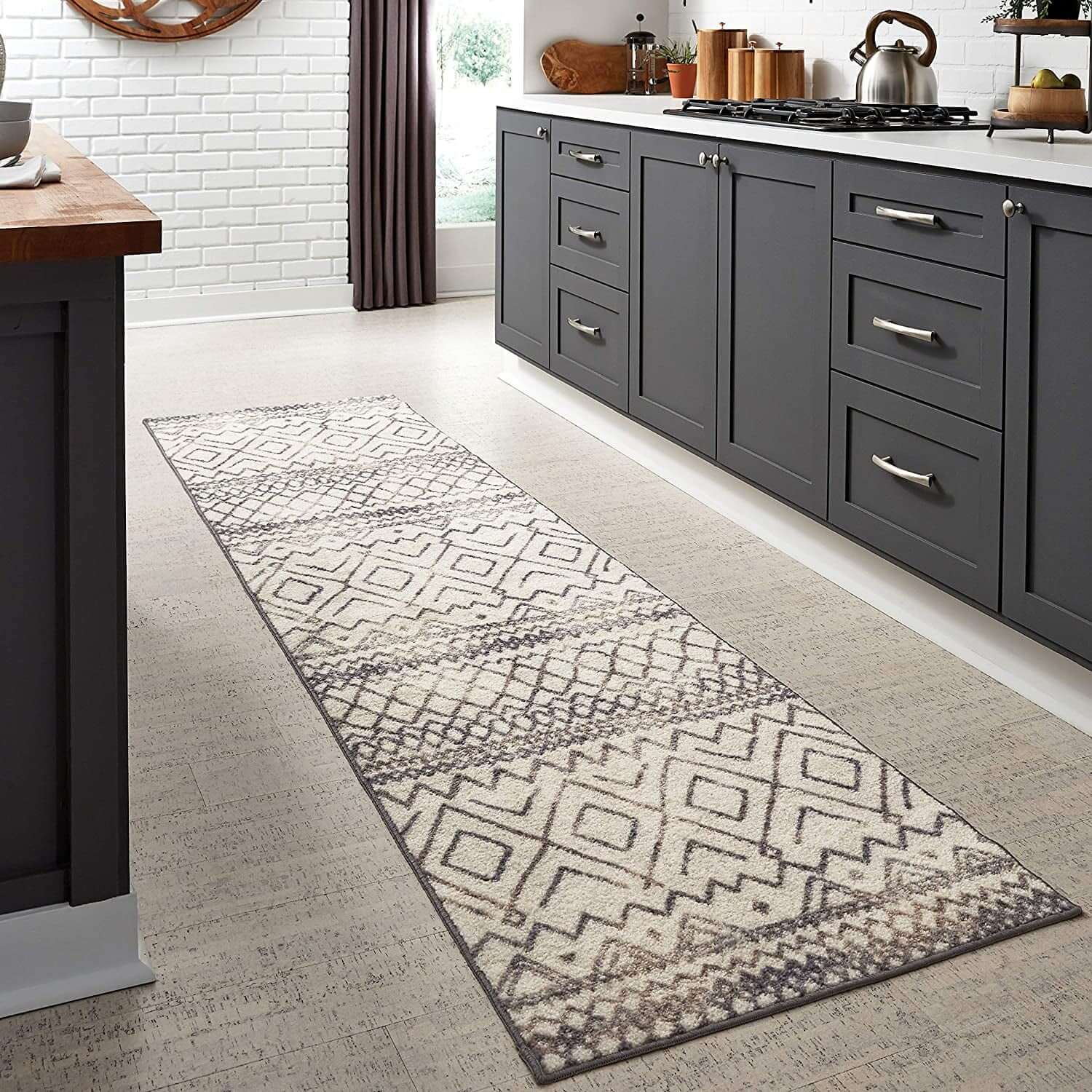 Modern Abstract Diamond Runner Rug with Non - Slip Backing