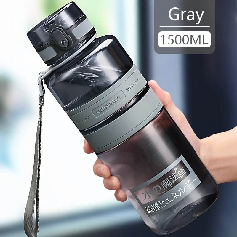 Portable Shaker Bottle with BPA - Free Plastic