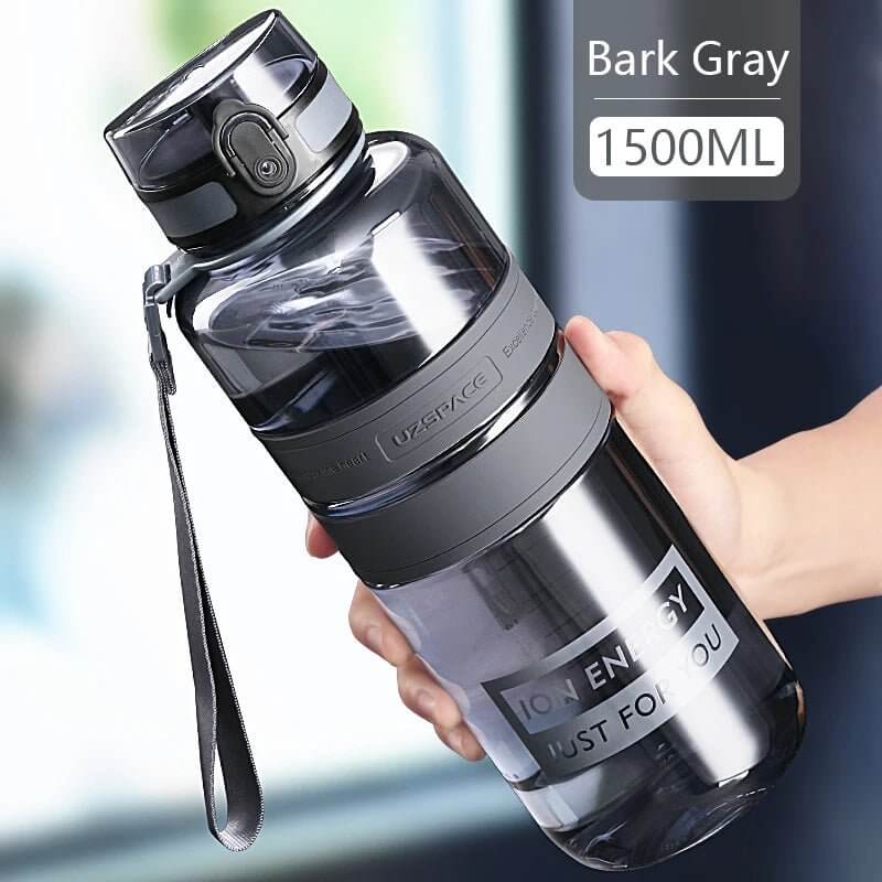 Portable Shaker Bottle with BPA - Free Plastic