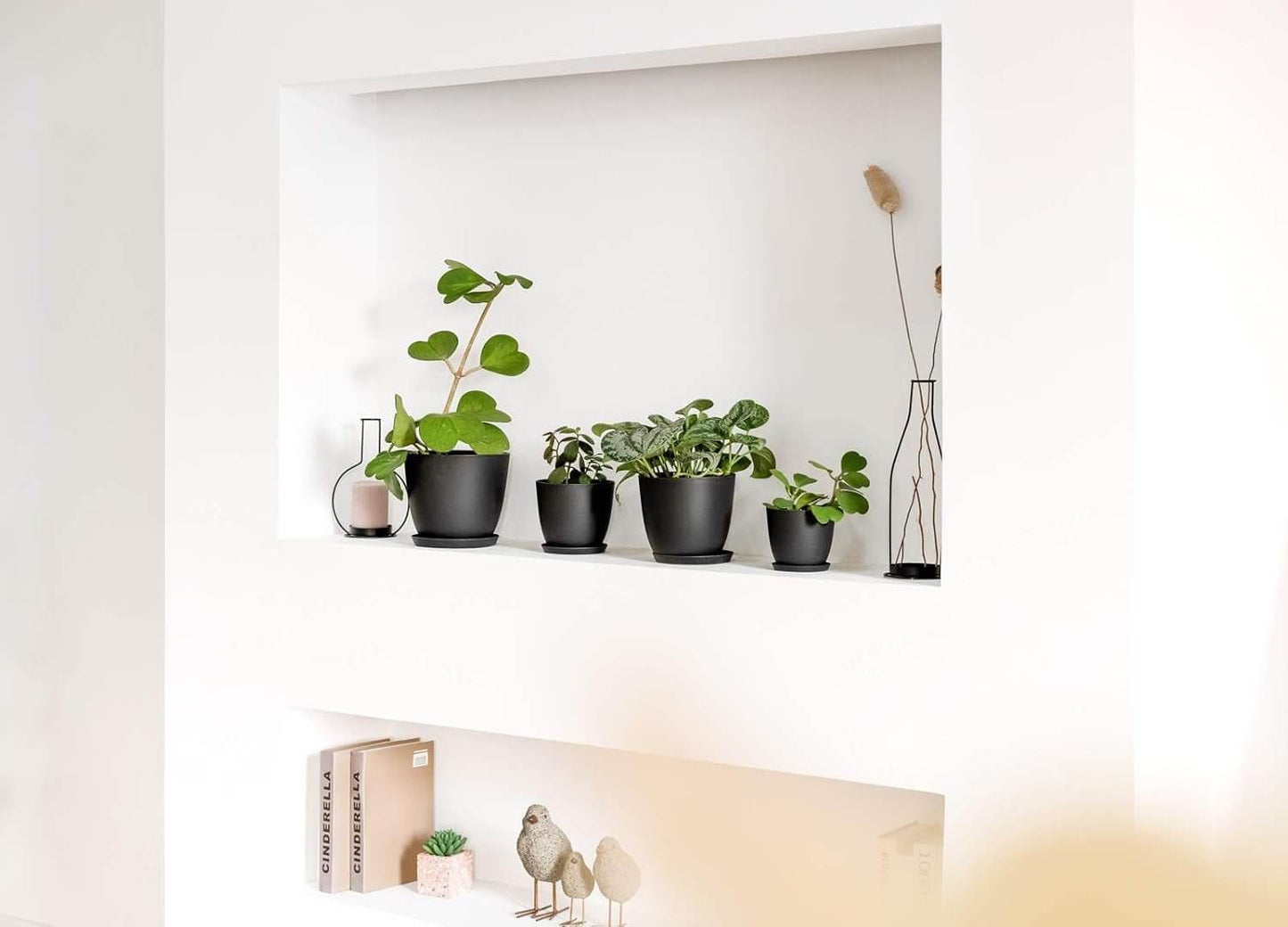 5 - Piece Plastic Planter Set