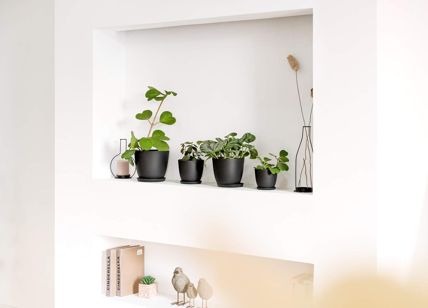 5-Piece Plastic Planter Set