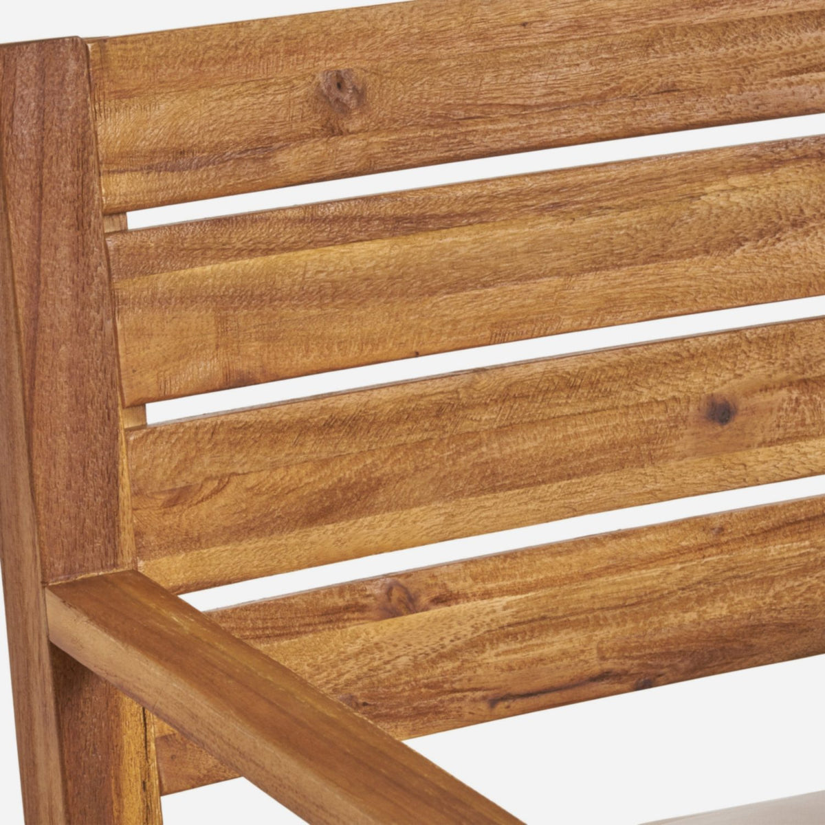 Four slatted back boards in sandblasted acacia with open grain and small knots (close-up detail)