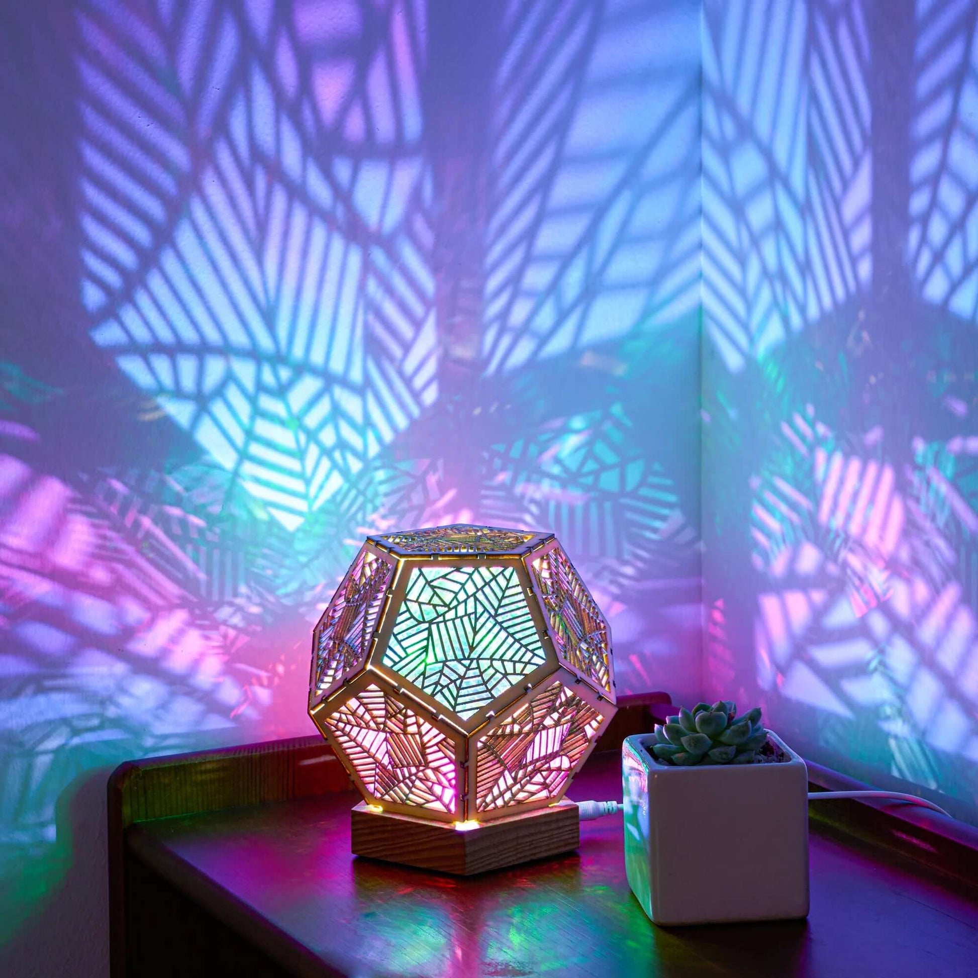 Colorful LED Diamond Table Lamp