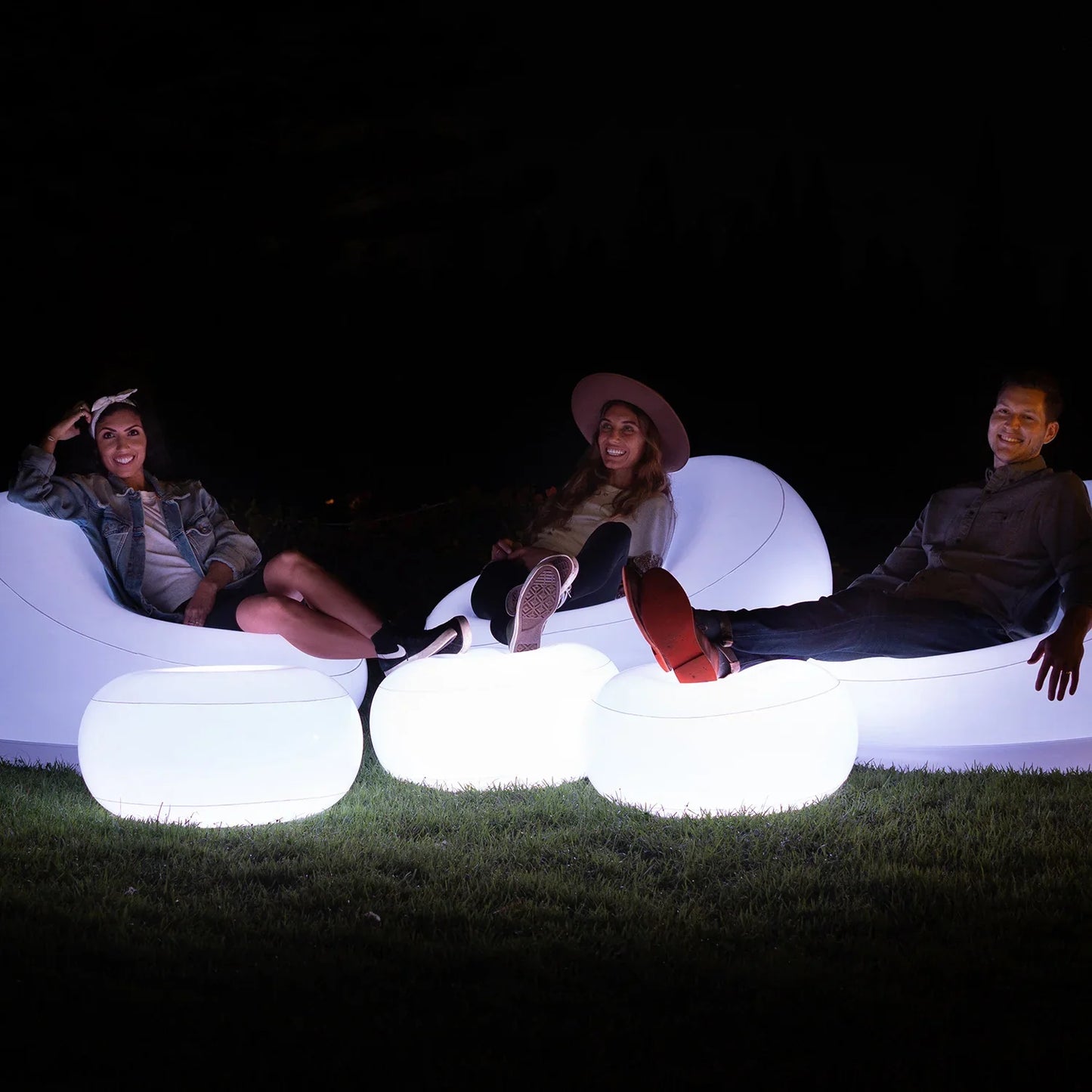 RGBW LED Inflatable Sofa with Color-Changing Lights