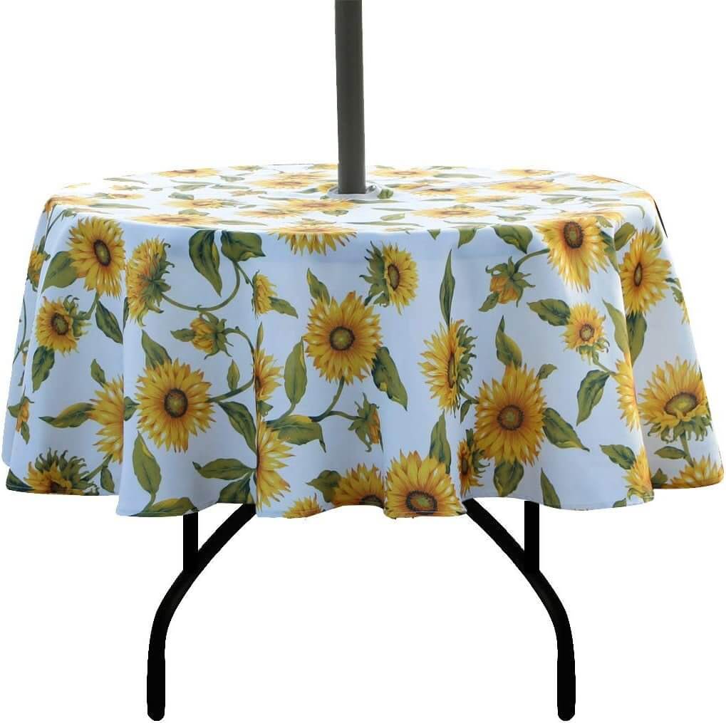 Waterproof Zippered Tablecloth with Umbrella Hole